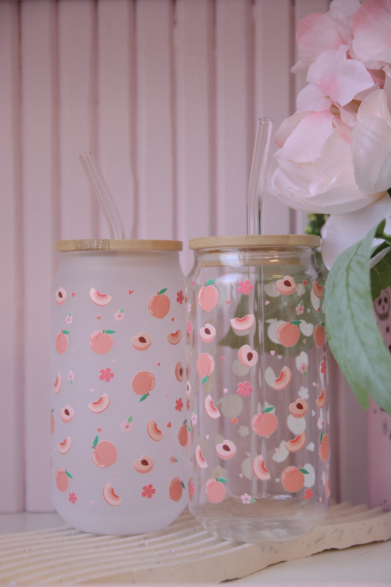 Peaches Glass with Bamboo Lid and Straw