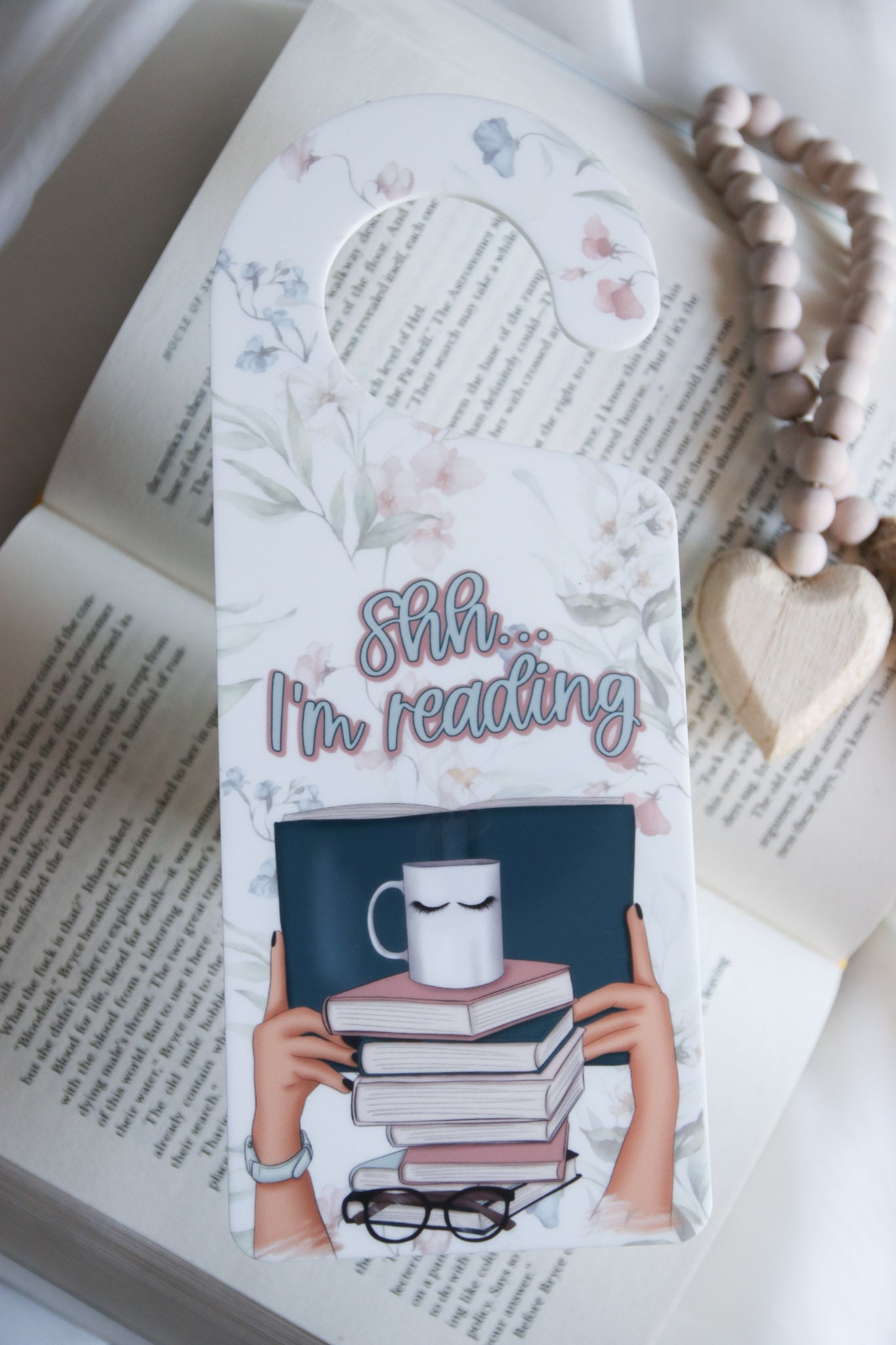 Shhh...I'm Reading Door Hanger