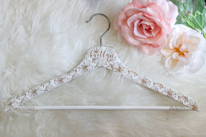 Tropical Engraved Hanger