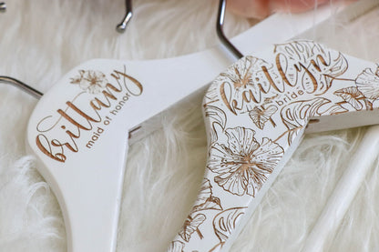 Tropical Engraved Hanger